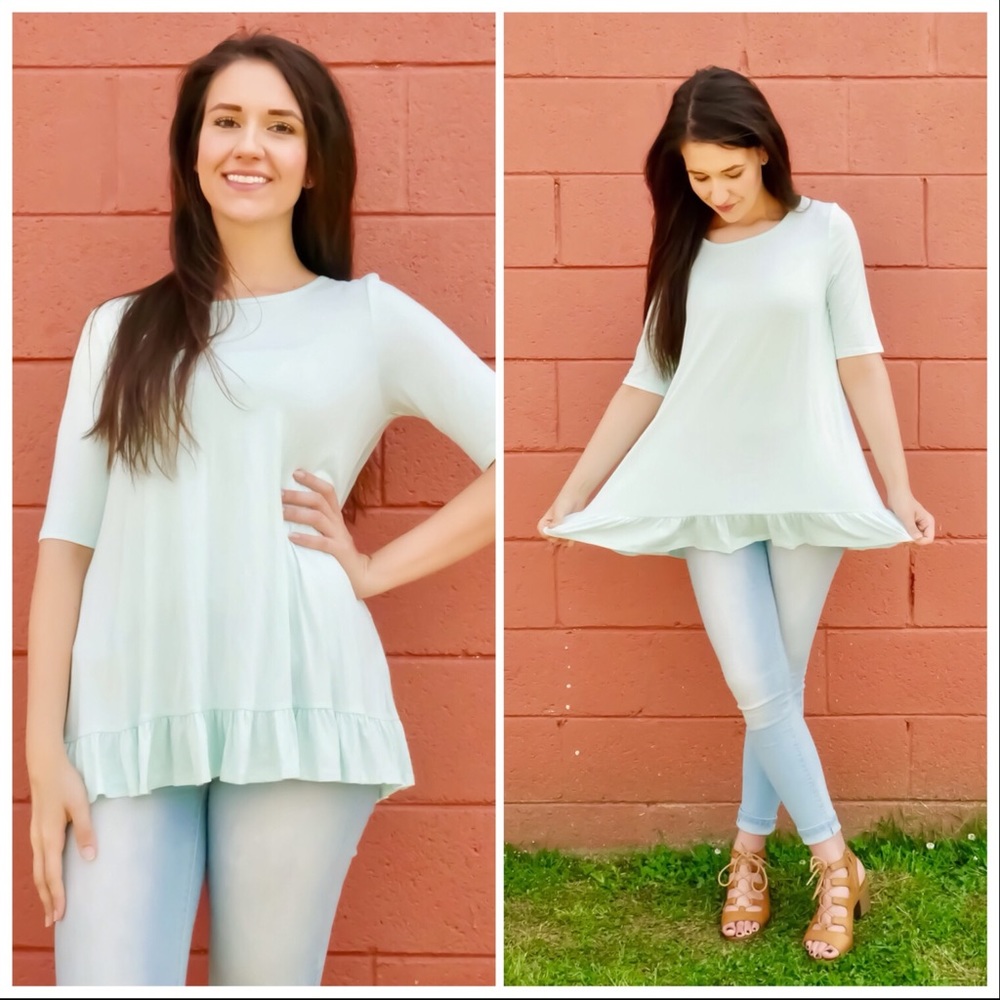 ❌❌ SOLD: Baby Blue Blouse